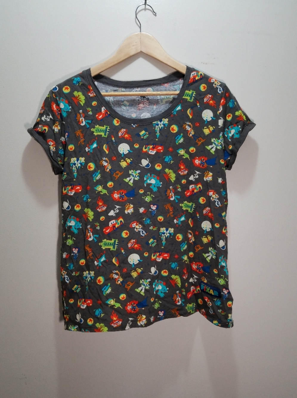 Disney World Of Pixar Graphic Shirt Women's Large L Short Sleeve Gray Parks